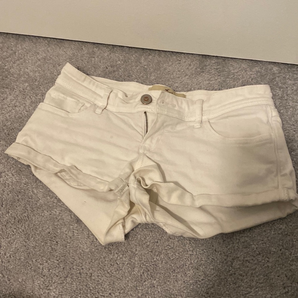 Hollister White Short-Short low rise.